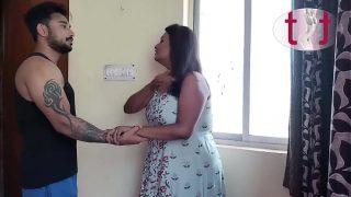 Delhi girl fuck by his boyfriend